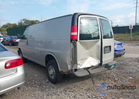 2008 Chevrolet Express Work Van из США, поврежденный, VIN 1GCGG25C981158237